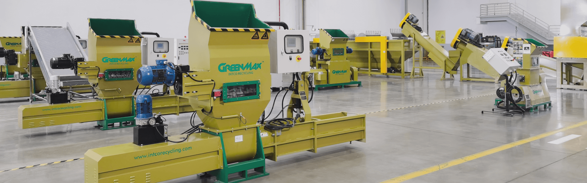 由鎮(zhèn)江英科再生機(jī)械有限公司生產(chǎn)的可再生PS泡沫塑料環(huán)?；厥諜C(jī)械為客戶提供了EPS廢料處理方案